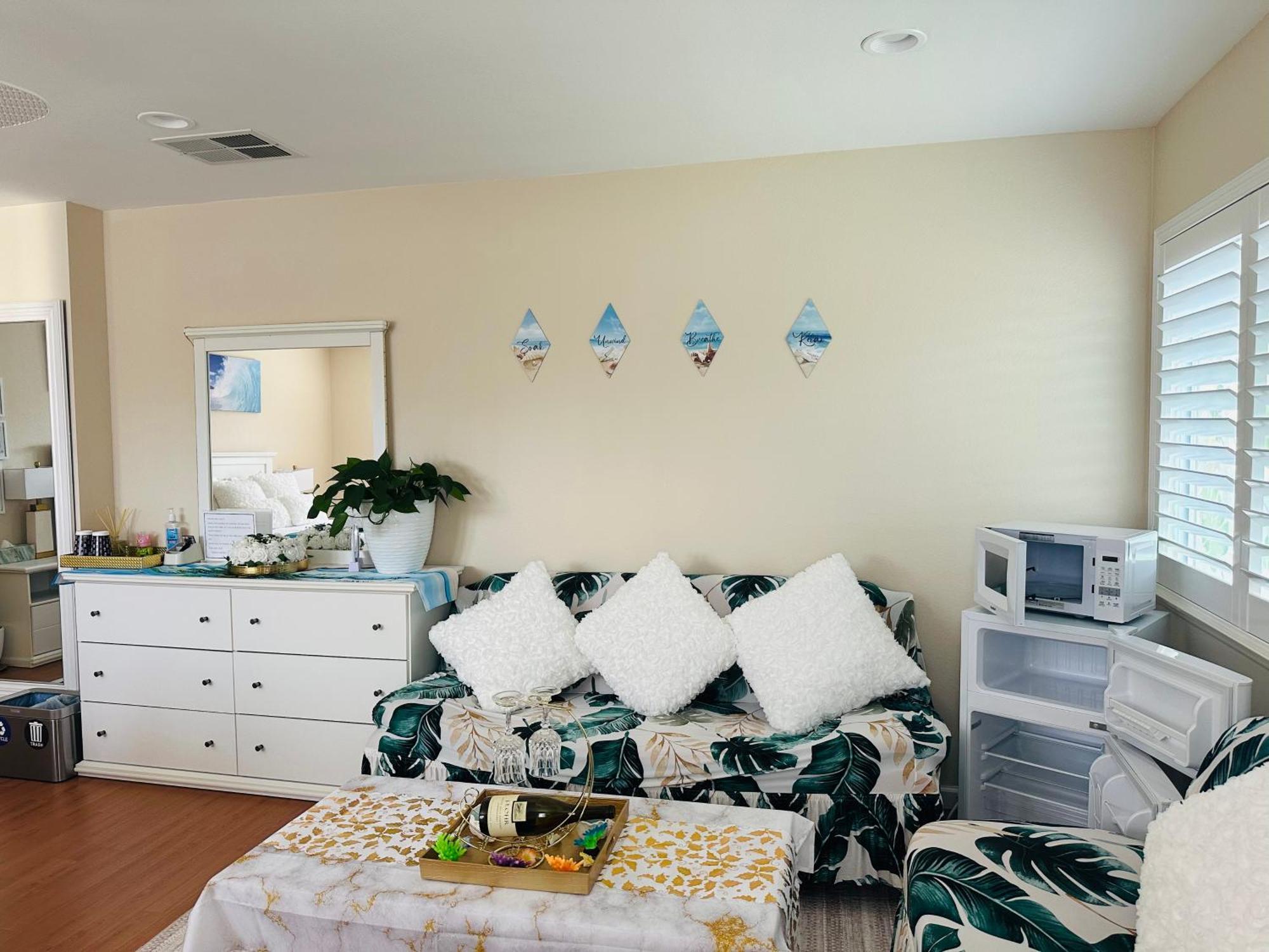 Balloons And Wine Murrieta Exterior photo